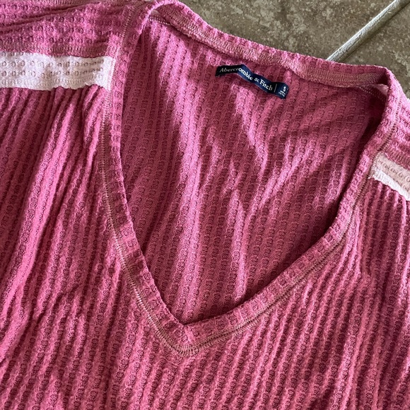 Women’s size small. Super cute. Good condition - Picture 3 of 7